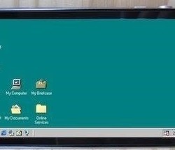 Run Windows 95/98/XP and Linux on Android smartphone